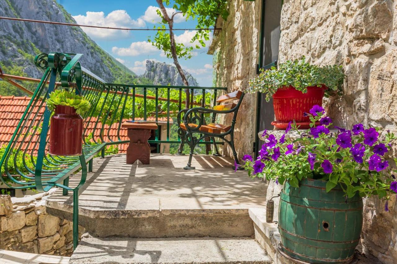 Villa Mini Stone House Omiš Exterior foto